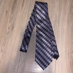 Van Heusen black silver chevron print formal office tie